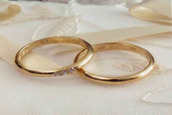 Obrączki ślubne – jaki materiał warto wybrać?